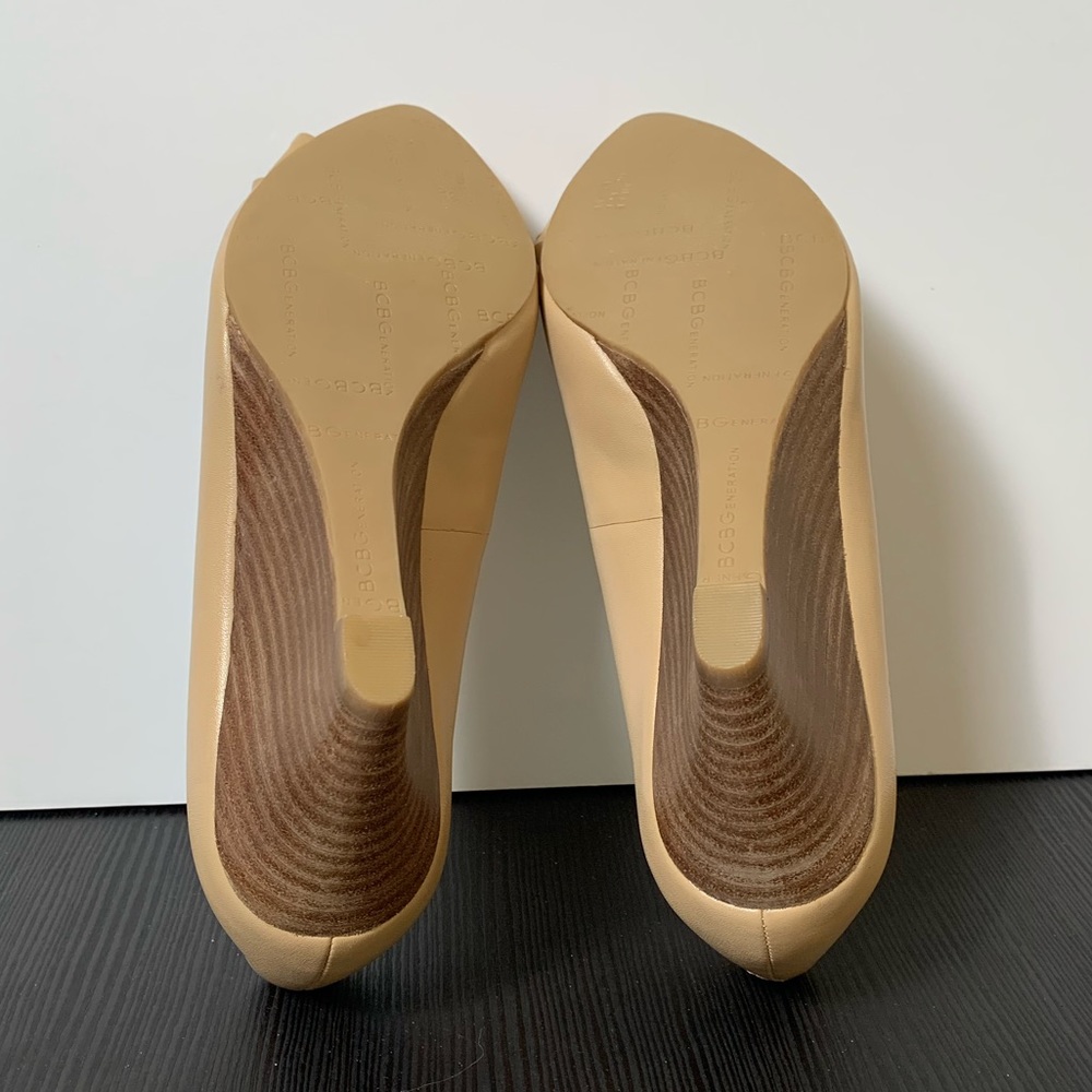 BCBGeneration Wedges with Studded Bow - Picture 4 of 4